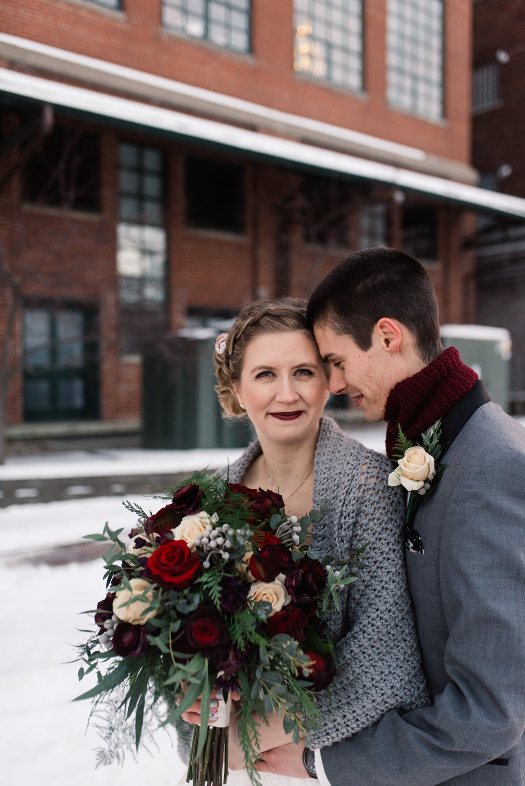 Cedar Rapids Wedding | Eastbank Wedding Venue | Leesa + Kyle