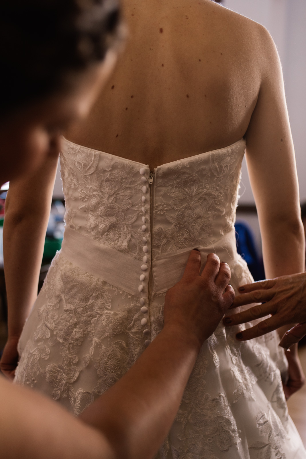 bride getting ready