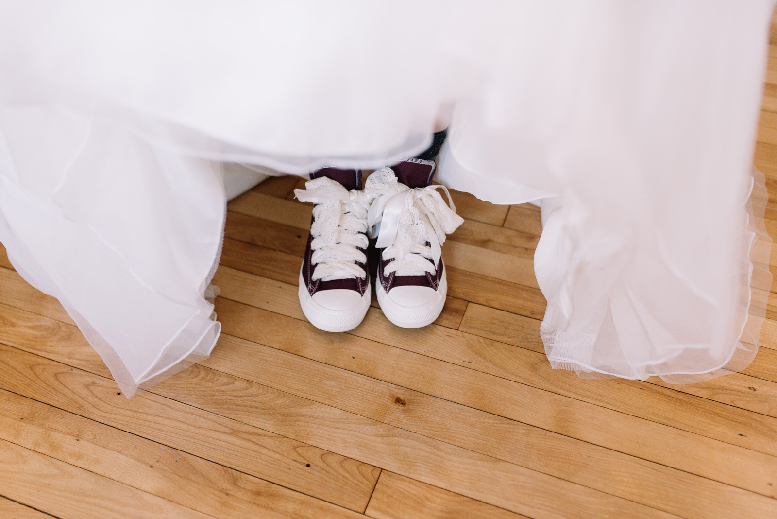 brides wedding converse shoes