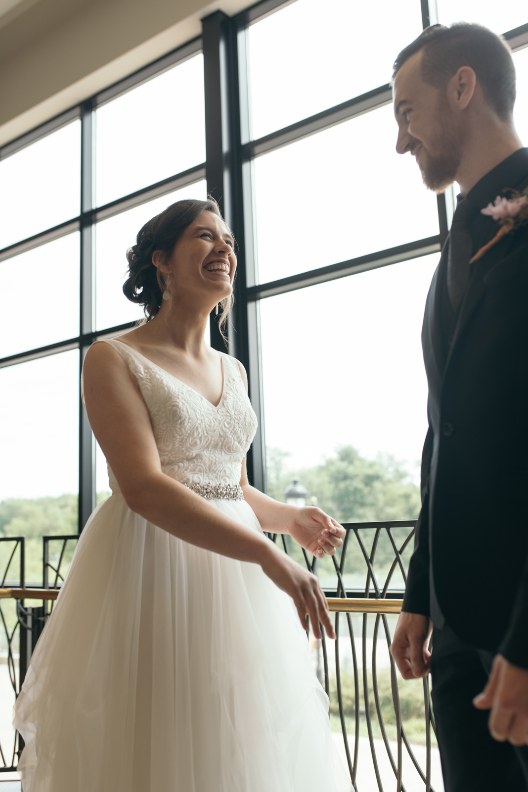 first look at coralville Iowa wedding