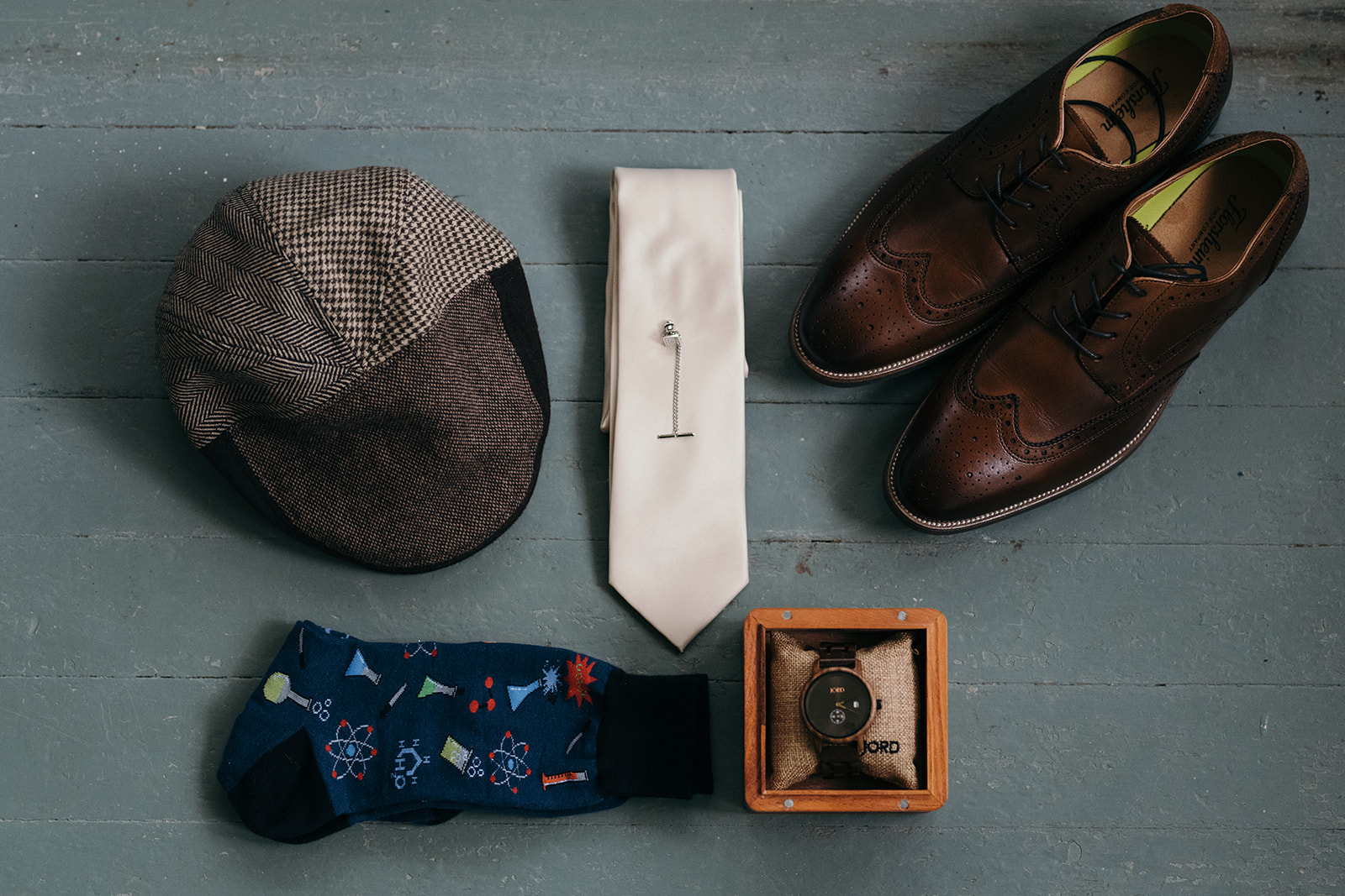 grooms wedding tie shoes watch socks and hat iowa city wedding