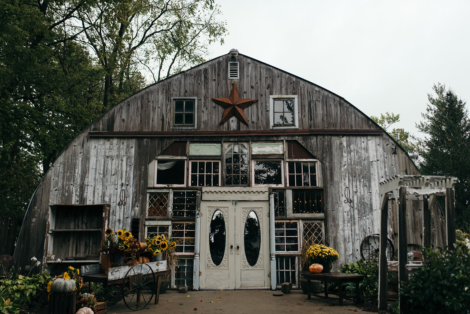 The Barn Wellman Iowa Wedding Venue Front