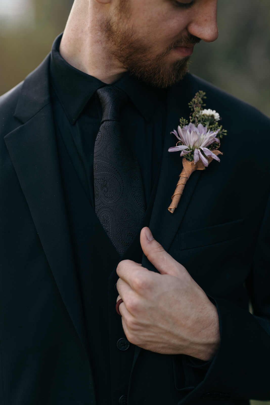 grooms flower boutonniere iowa august wedding