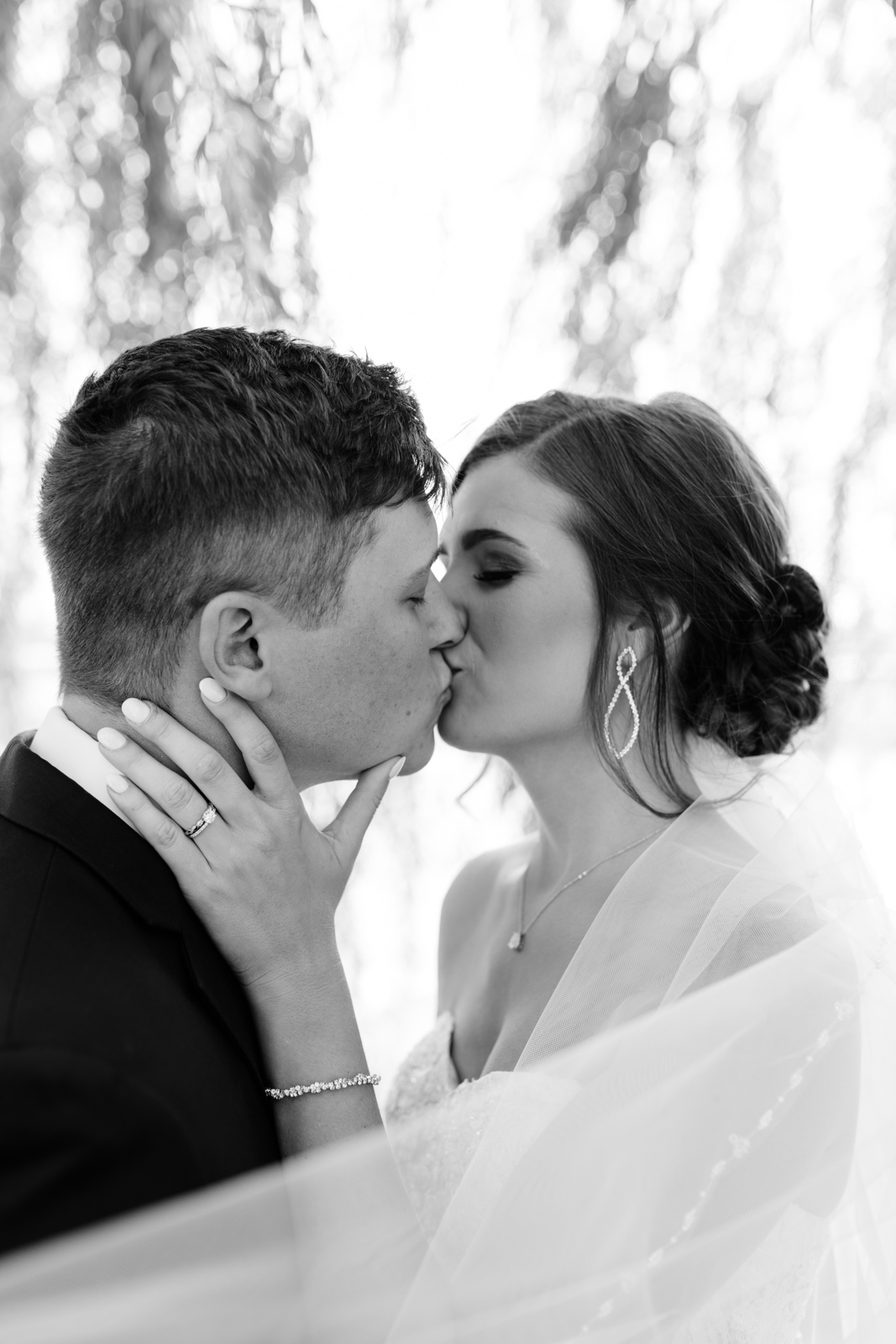 first look under willow tree epic event center wedding venue