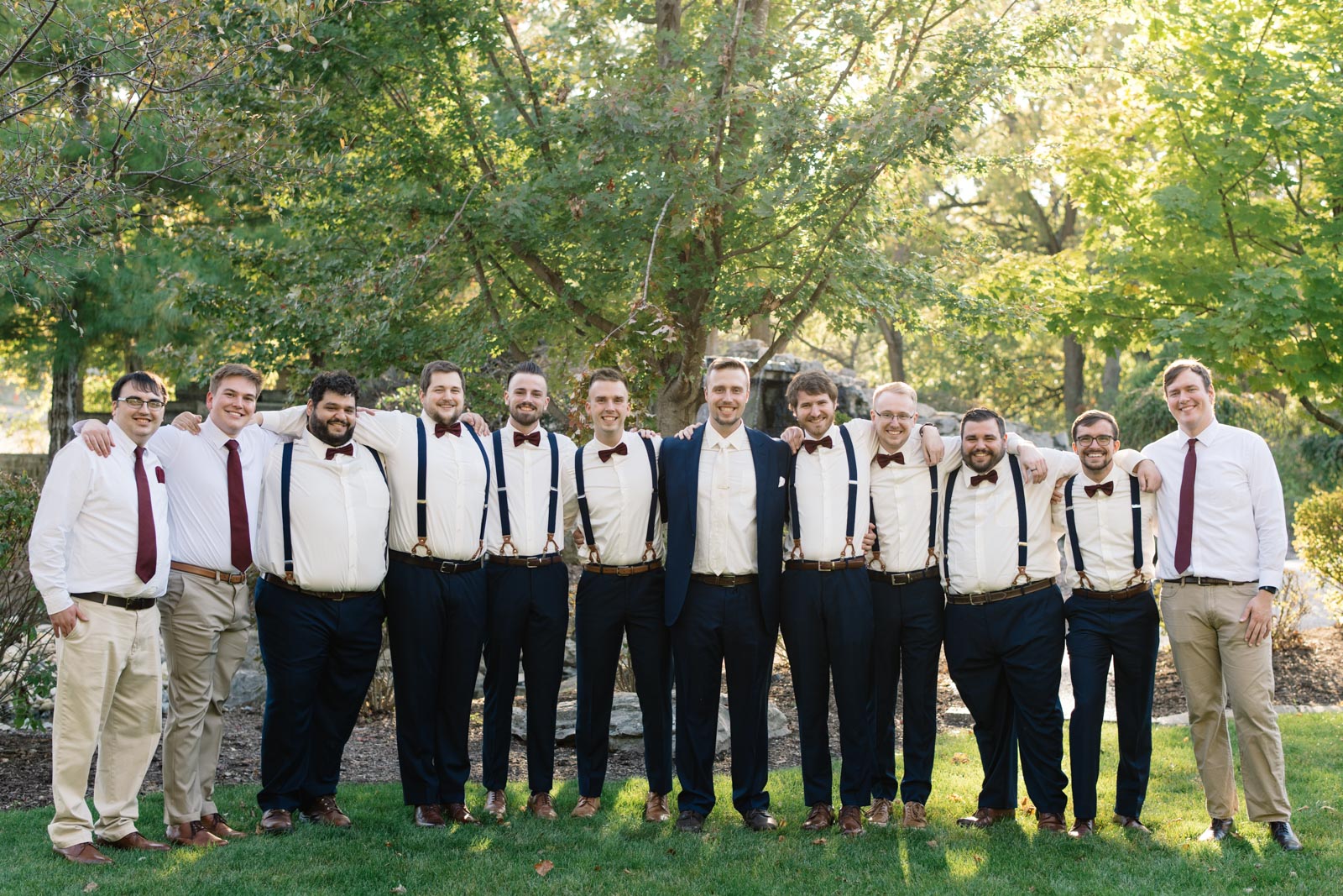 bridal party at bella sala wedding venue in tiffin iowa