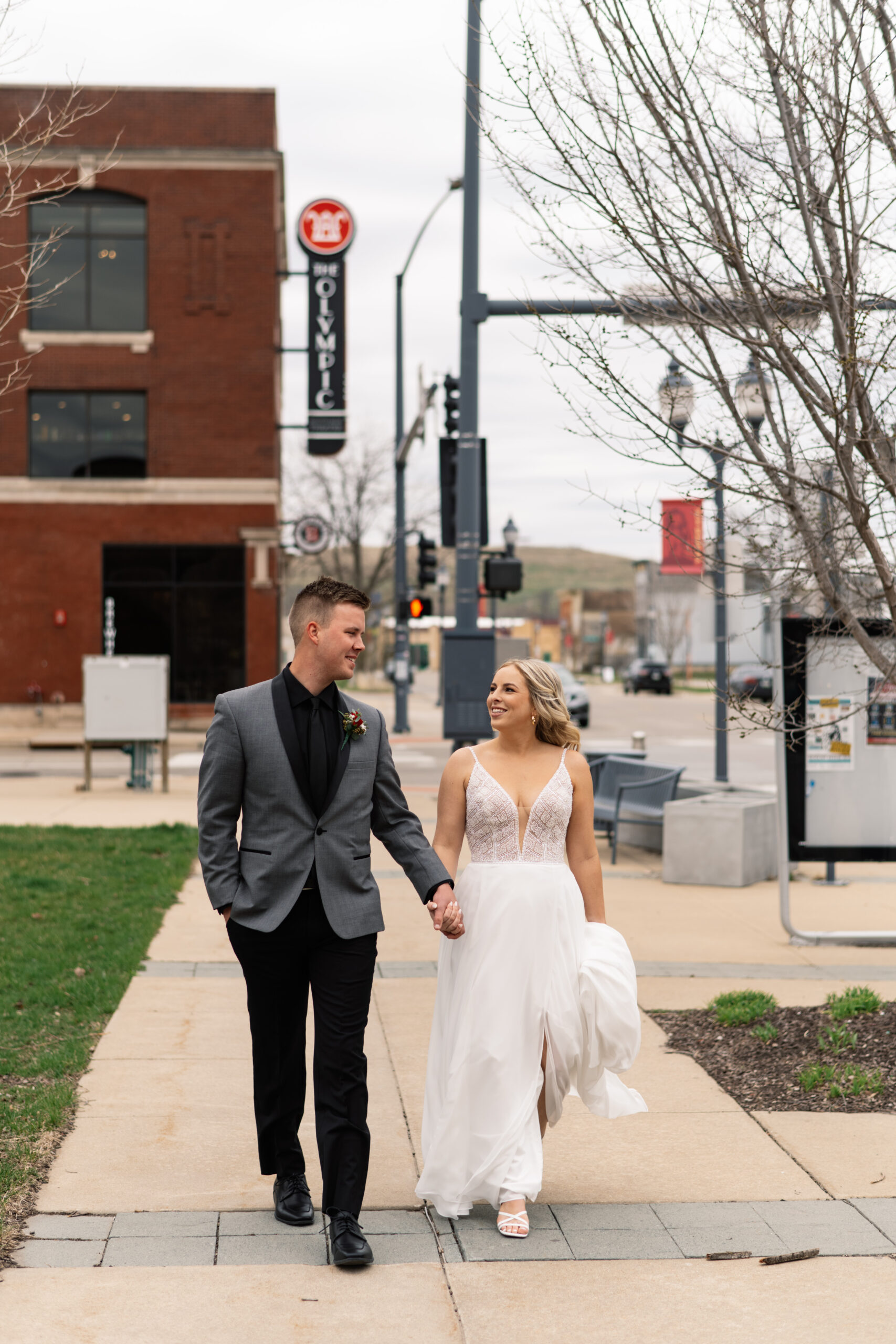 Olympic South Side Theater Cedar Rapids Wedding Venue